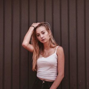 Meet your Posher, Nelly